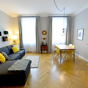  Apartamento Exclusive & Equipped, 10 Min From The Centre