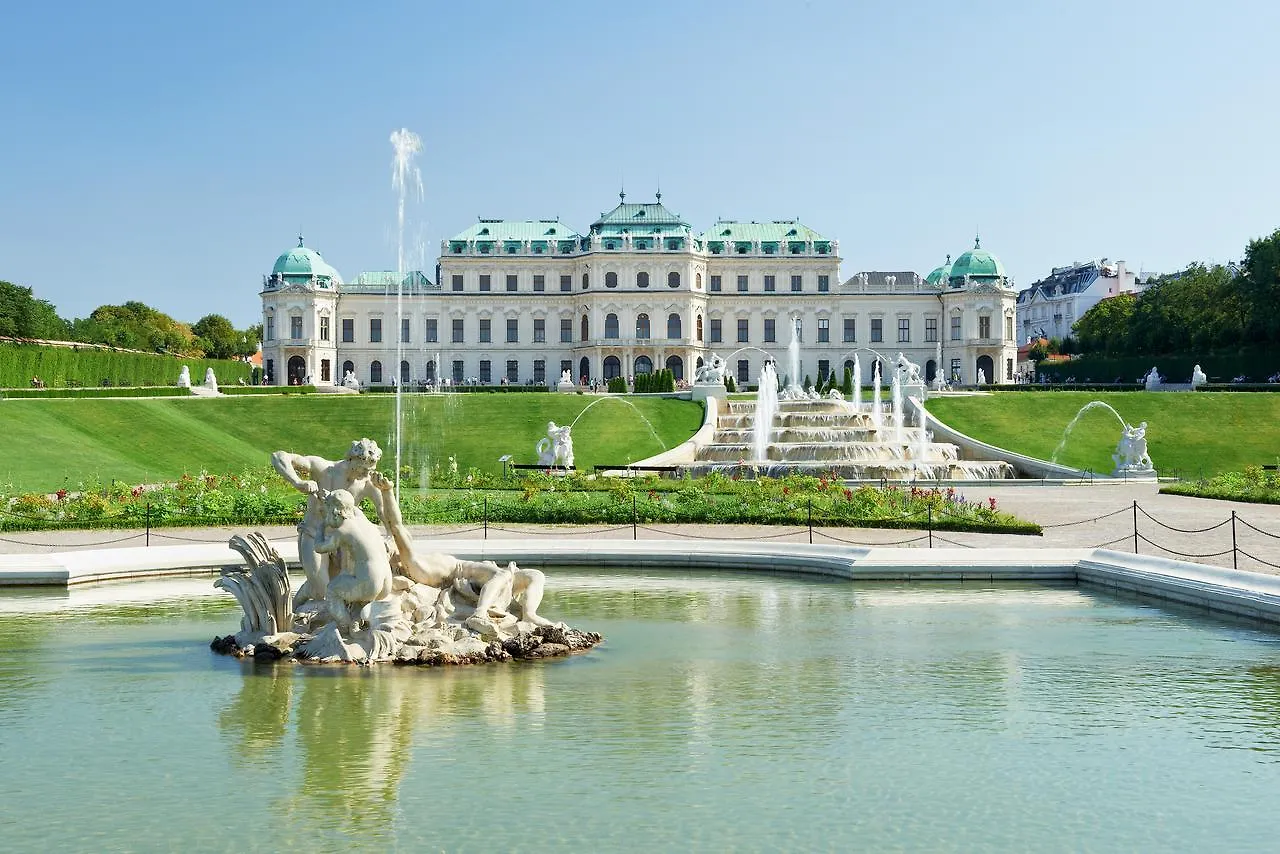 Grand Central Station Apartments I Contactless Check-In 0*, Vienna Austria