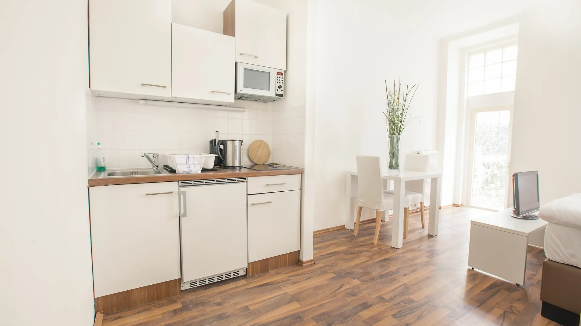 Grand Central Station Apartments I Contactless Check-In Vienne