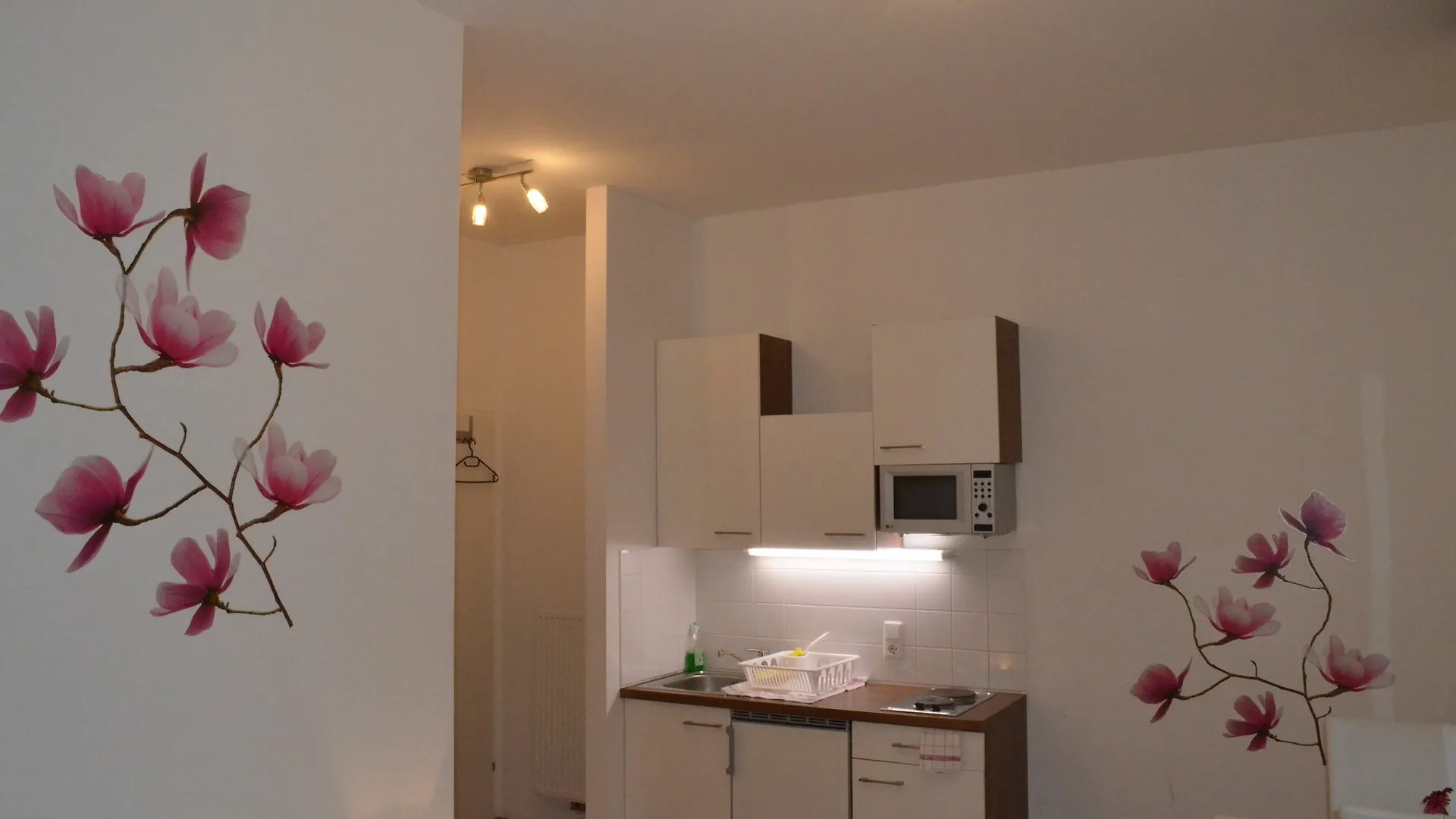 Grand Central Station Apartments I Contactless Check-In Vienne
